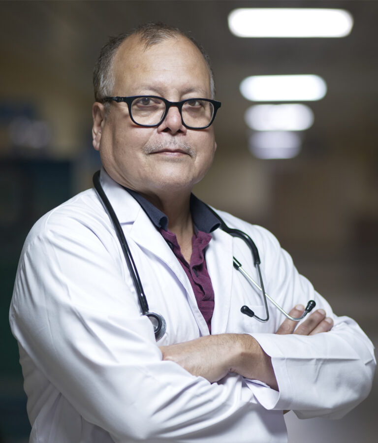 Dr. Robin Gohain